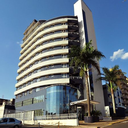 Golden Blue Hotel لوندرينا المظهر الخارجي الصورة