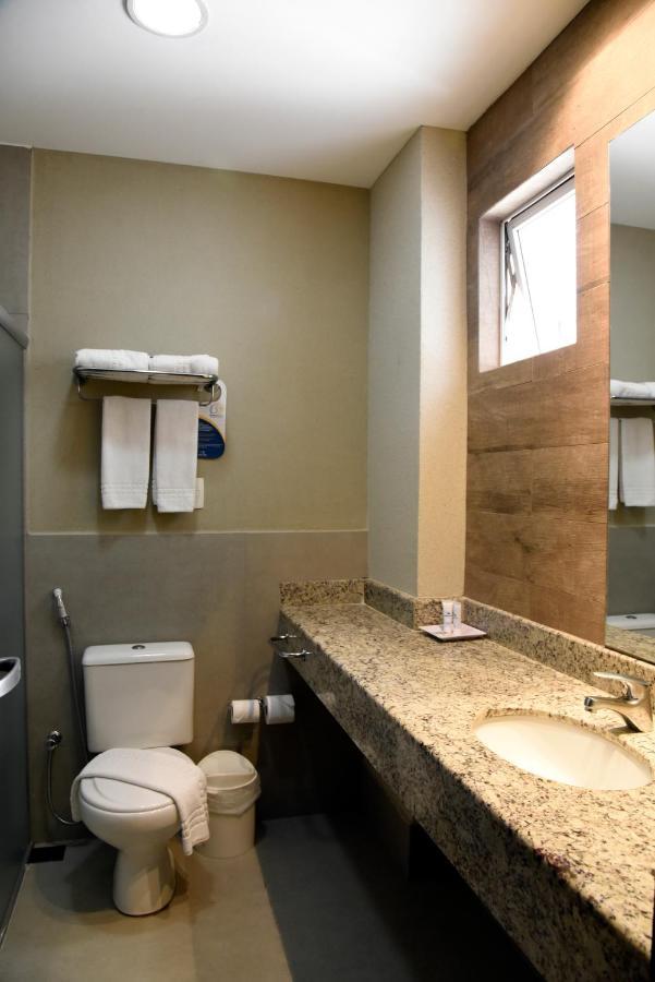 Golden Blue Hotel لوندرينا المظهر الخارجي الصورة