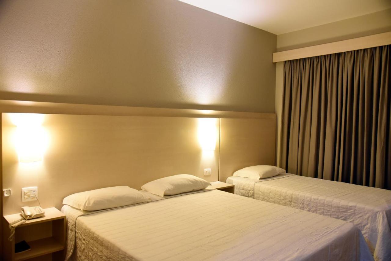 Golden Blue Hotel لوندرينا المظهر الخارجي الصورة