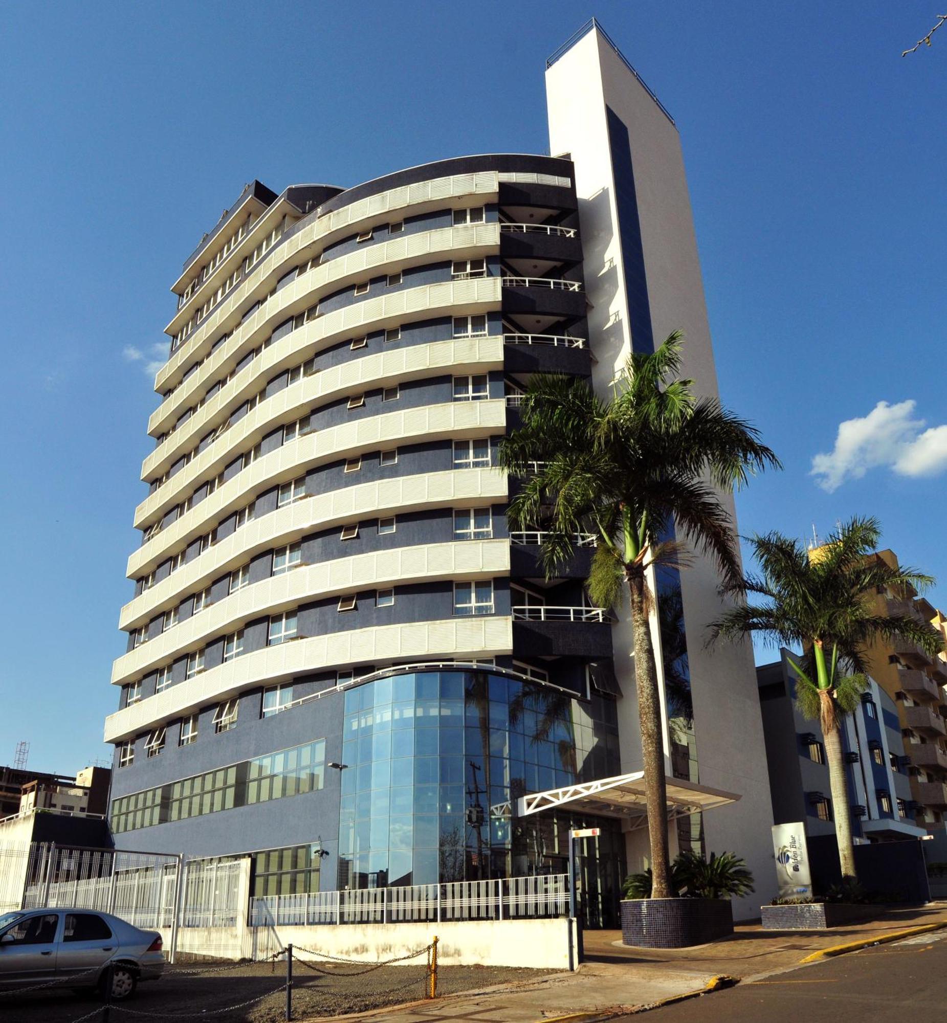 Golden Blue Hotel لوندرينا المظهر الخارجي الصورة