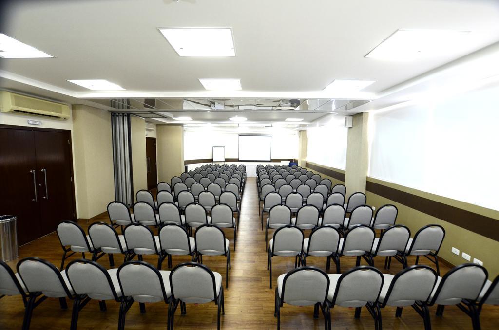 Golden Blue Hotel لوندرينا المظهر الخارجي الصورة