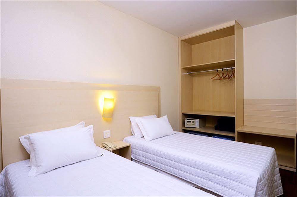 Golden Blue Hotel لوندرينا المظهر الخارجي الصورة