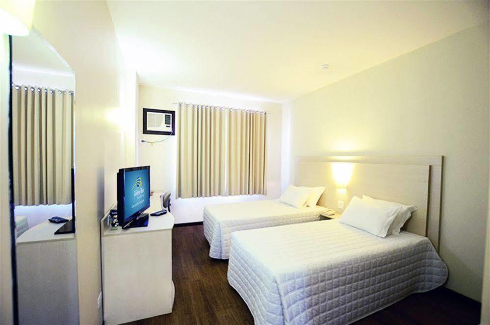 Golden Blue Hotel لوندرينا المظهر الخارجي الصورة