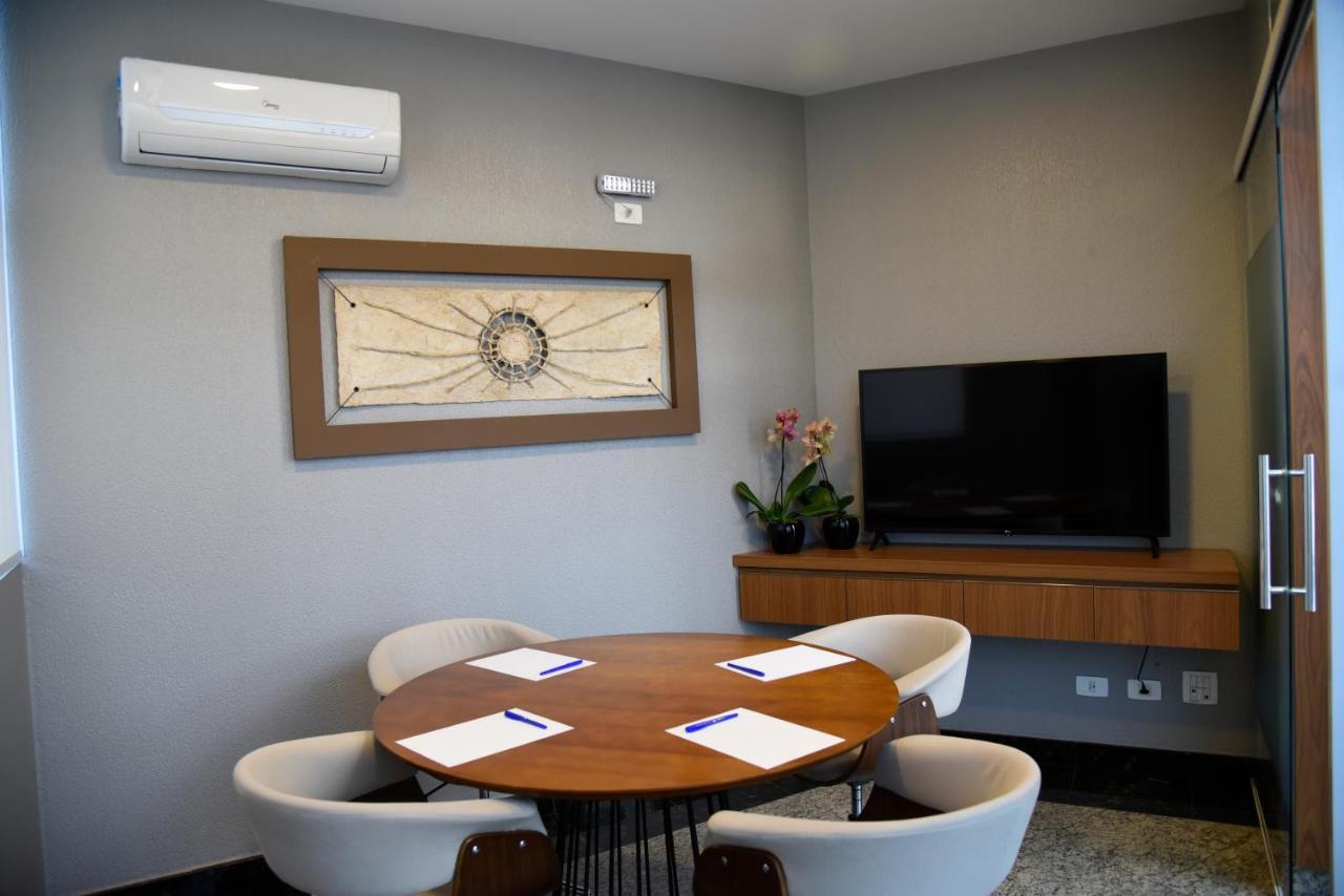 Golden Blue Hotel لوندرينا المظهر الخارجي الصورة